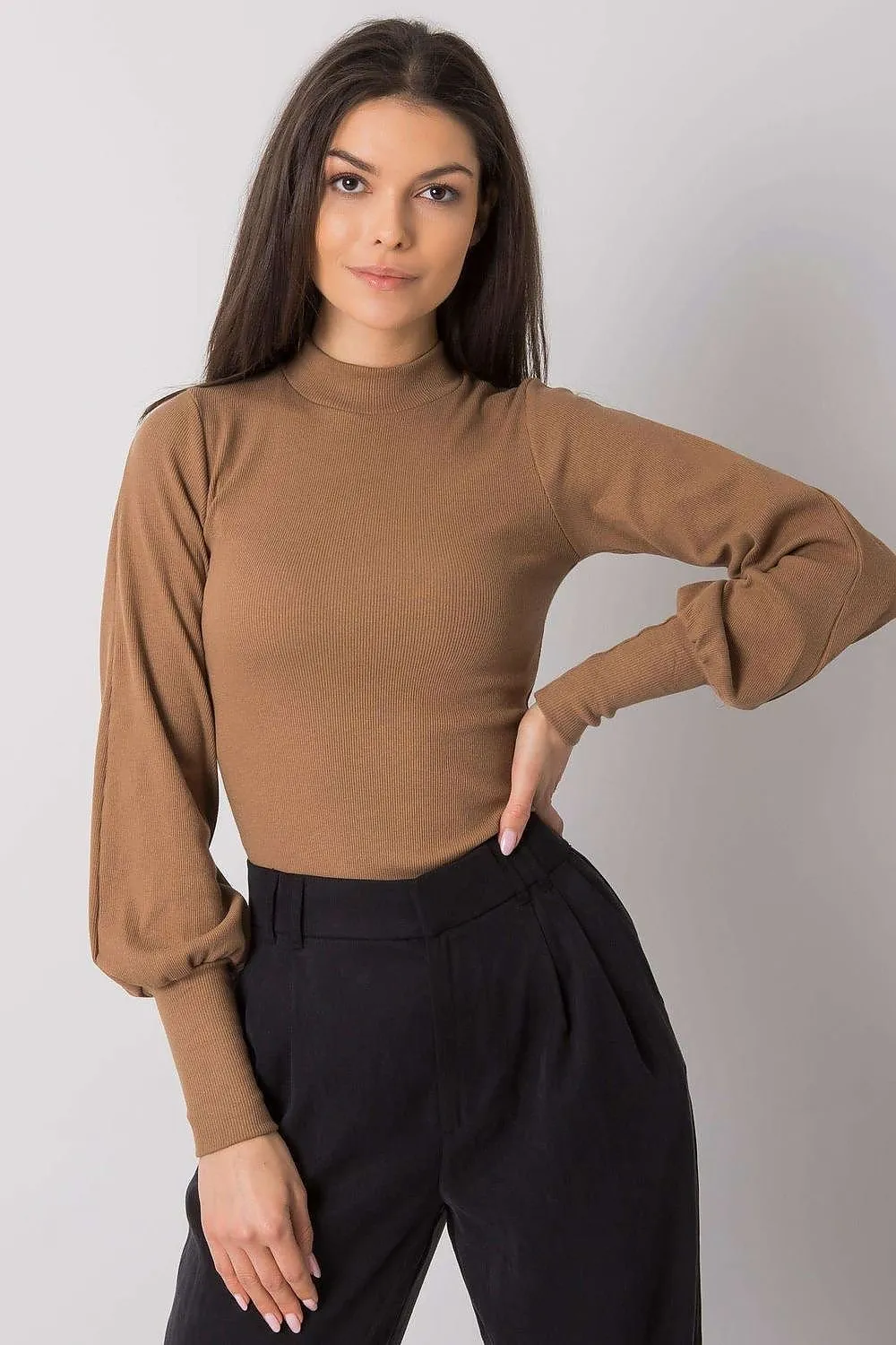 Chic Ribbed Blouse with Elegant Wide Cuffed Sleeves for Effortless Style