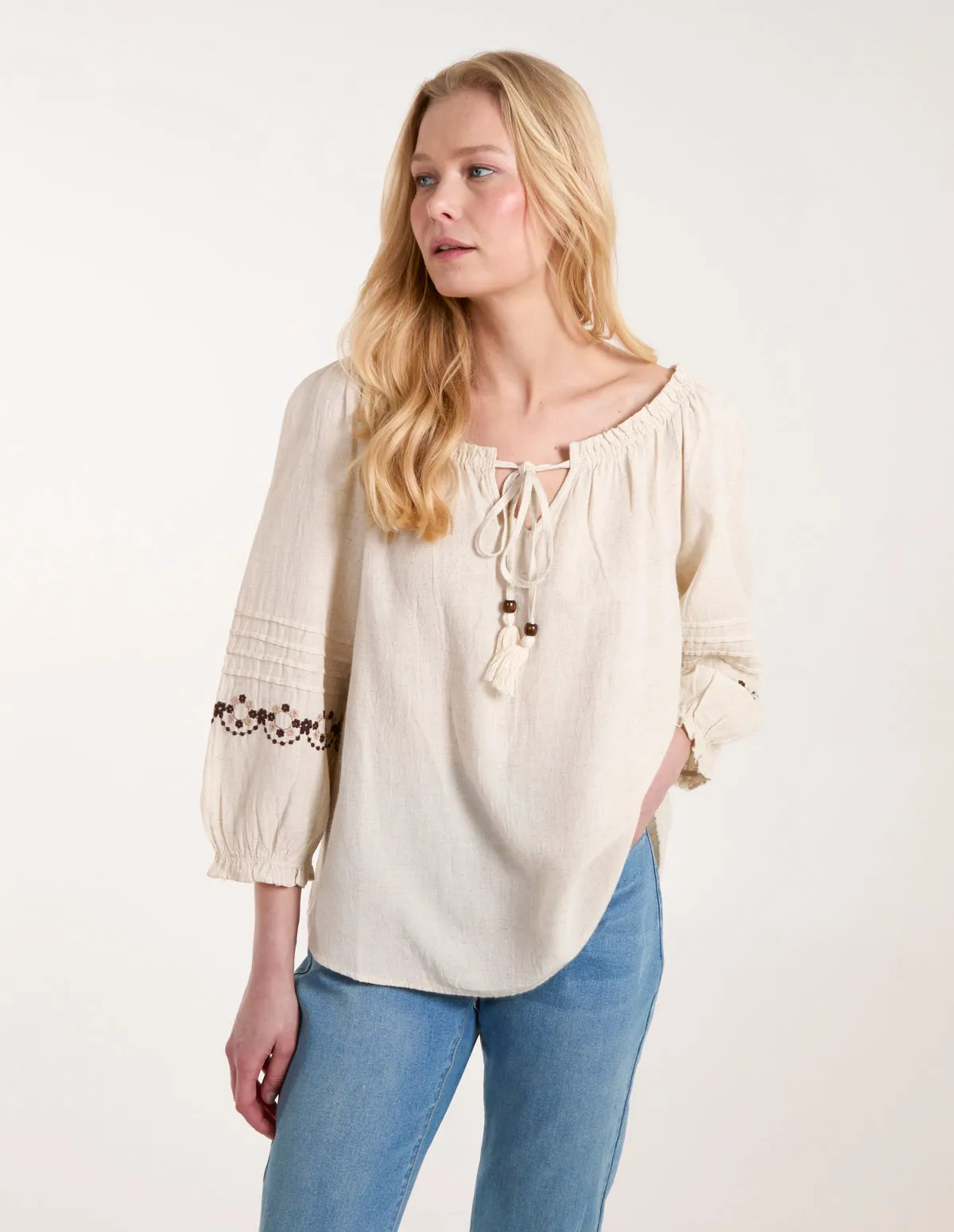 Embroidered Pleat Sleeve Top