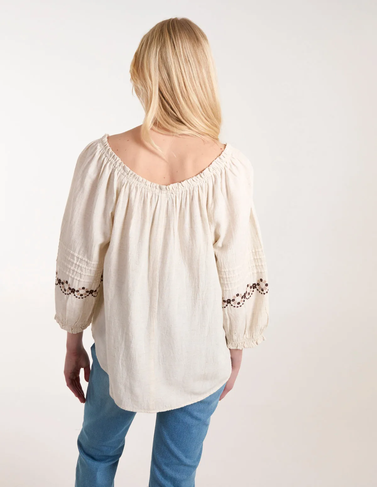 Embroidered Pleat Sleeve Top